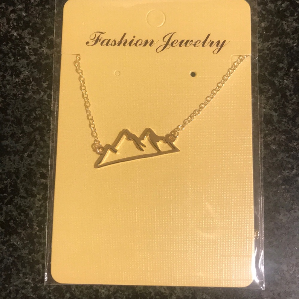 Mountain Gold Chain Necklace